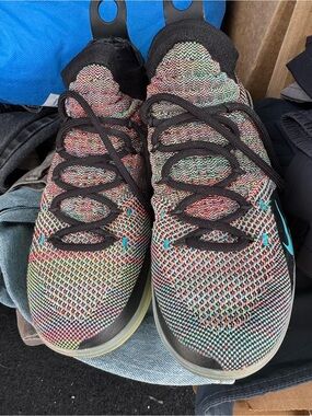 Nike KD XI Multi color size 7US